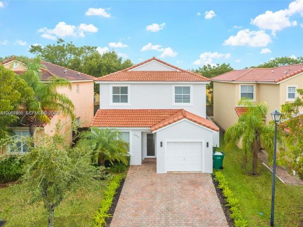 2021 SE 15th St , Homestead, FL 33035