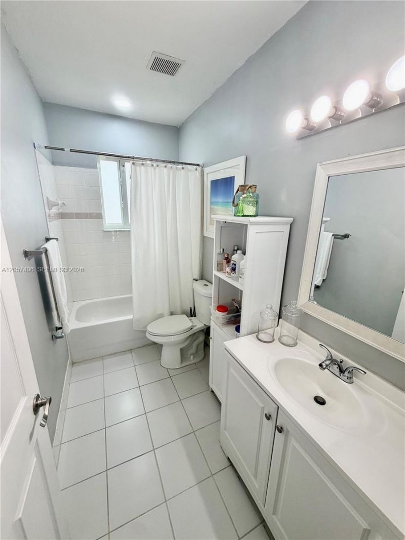 2021 SE 15th St , Homestead, FL 33035 Photo
