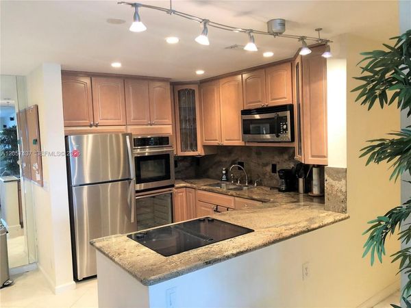 6339 Bay Club Dr , Unit 2, Fort Lauderdale, FL 33308