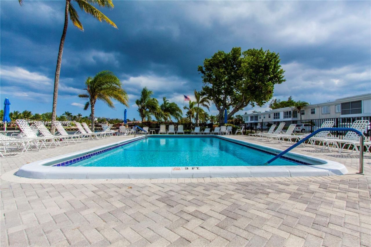 6339 Bay Club Dr, Unit 2, Fort Lauderdale, FL 33308 Photo