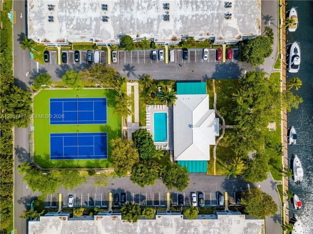6339 Bay Club Dr, Unit 2, Fort Lauderdale, FL 33308 Photo