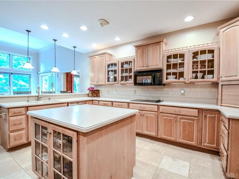 7266 Meeker Creek Drive, Butler Township, OH 45414 Photo 25