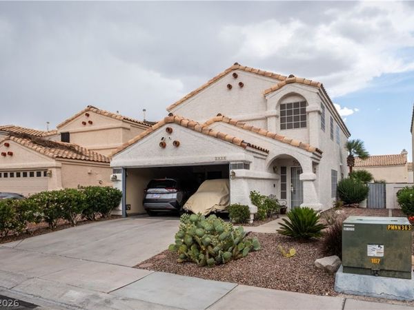 2820 S Swallow Point Circle , Las Vegas, NV 89117