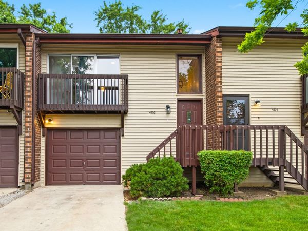 486 Seneca Lane , Bolingbrook, IL 60440