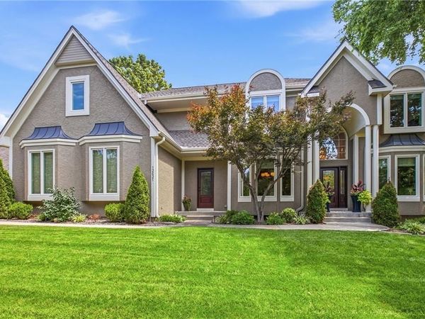 12621 Ballentine Street, Overland Park, KS 66213