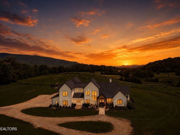363 Zachary Rd, Blaine, TN 37709