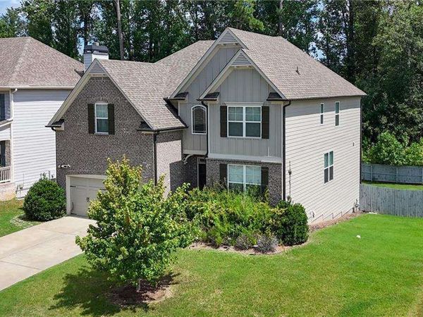 1486 Halletts Peak Place, Lawrenceville, GA 30044