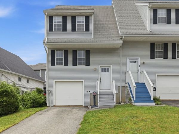 37 Grammont Road, Worcester, MA 01607