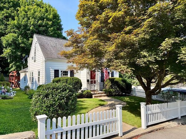 39 Fisher Street, Westwood, MA 02090