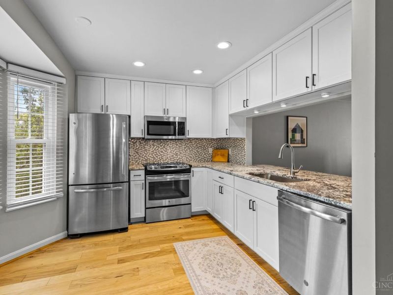 600 Delta Avenue, Unit 24, Cincinnati, OH 45226 Photo 9