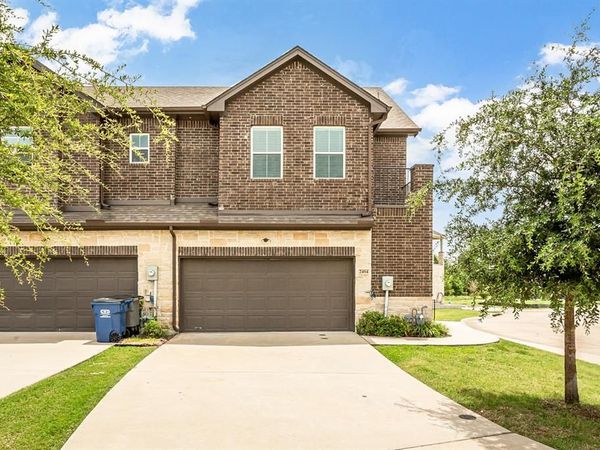 2404 Acorn Court, Sachse, TX 75048