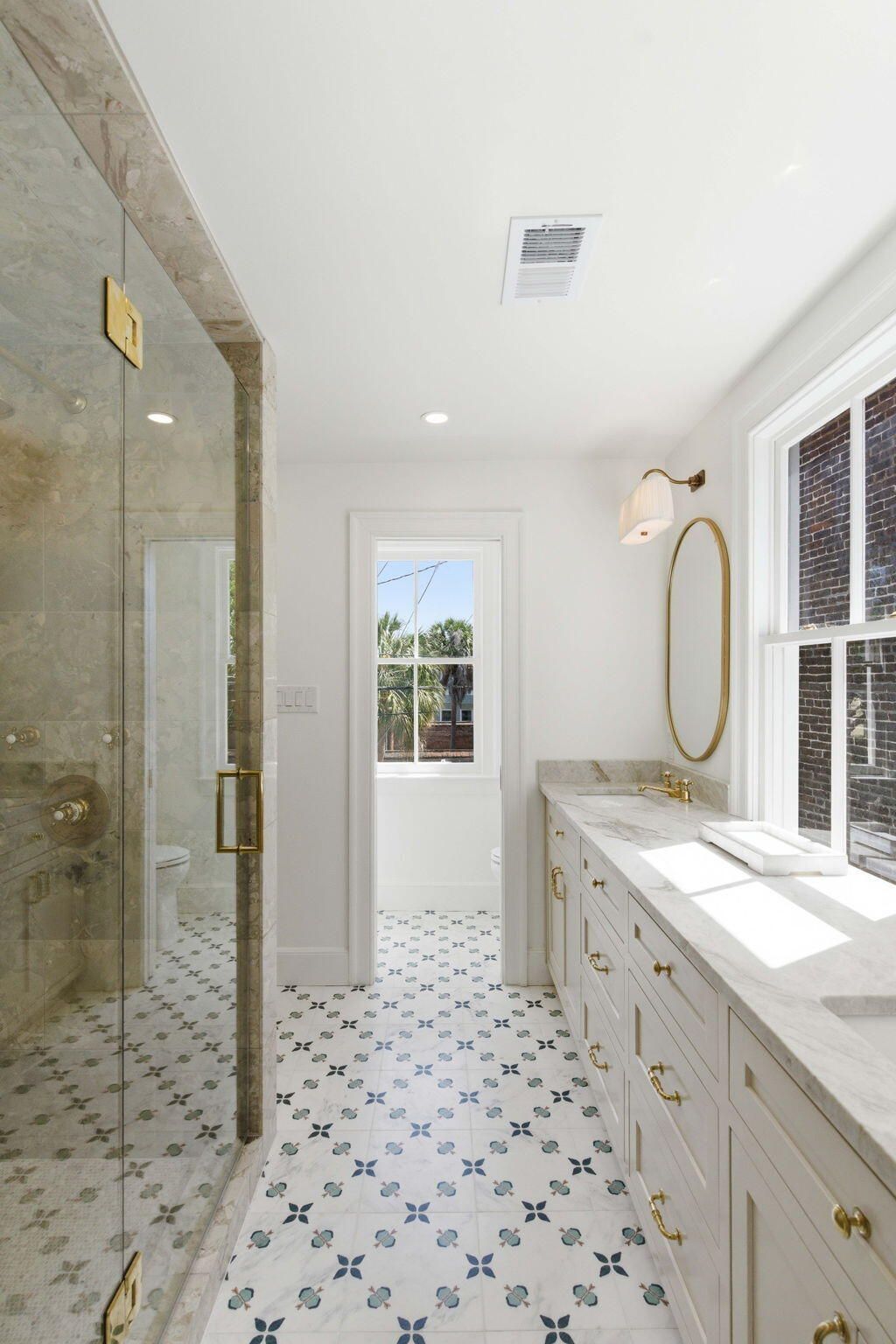 55 Elizabeth Street Photo 55