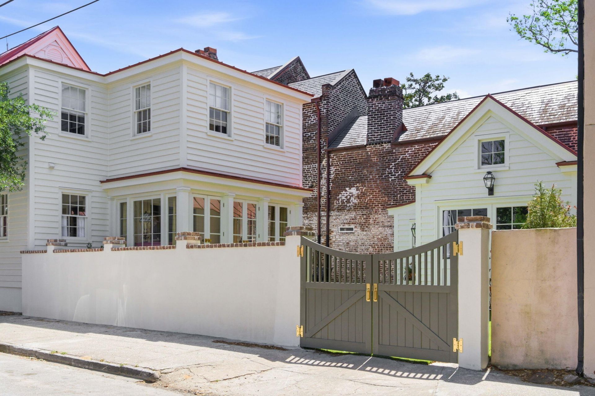 55 Elizabeth Street Photo 80