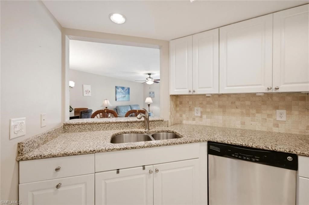 4987 Pepper Cir, Unit 107, Naples, FL 34113 Photo