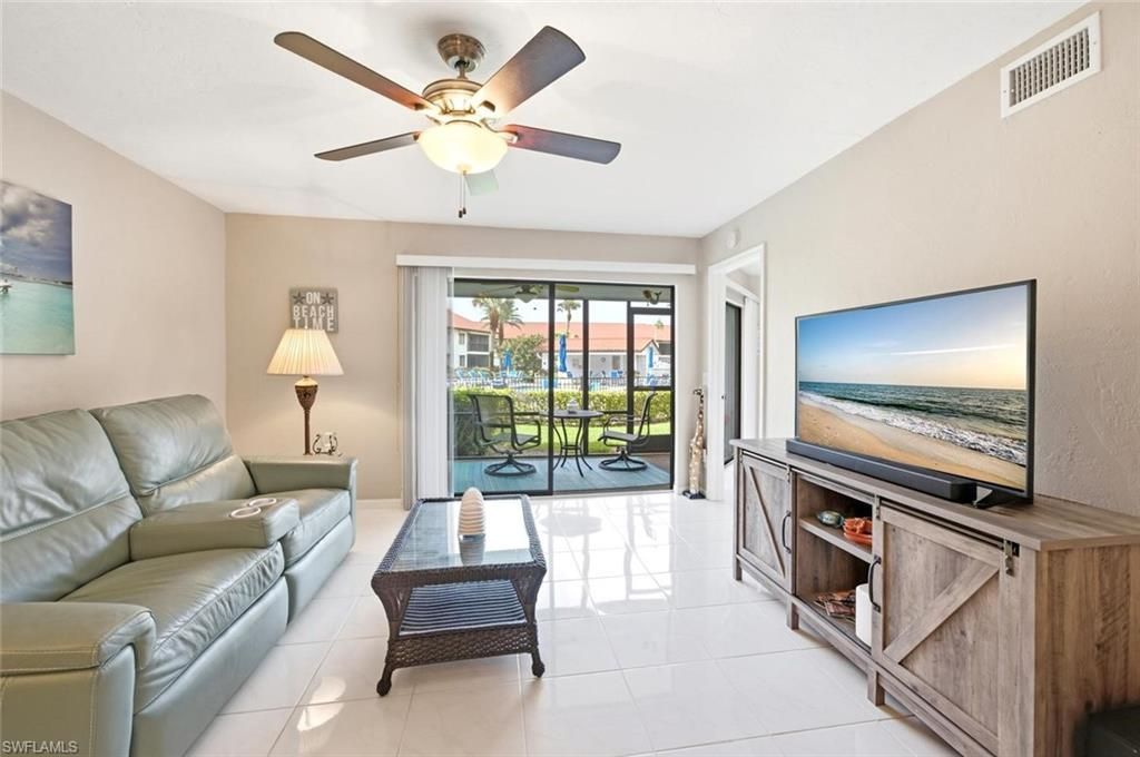4987 Pepper Cir, Unit 107, Naples, FL 34113 Photo