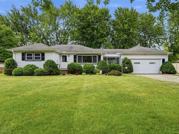 29521 Schwartz Road, Westlake, OH 44145