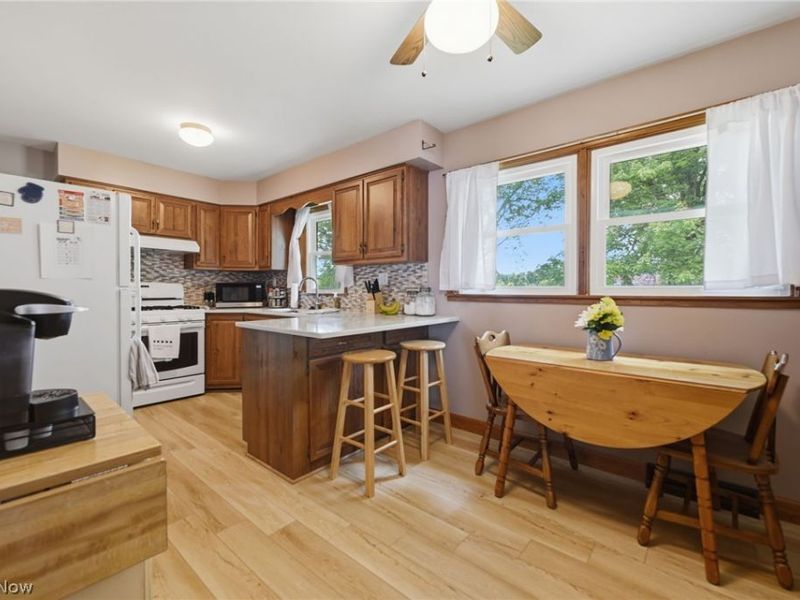 29521 Schwartz Road, Westlake, OH 44145 Photo 5