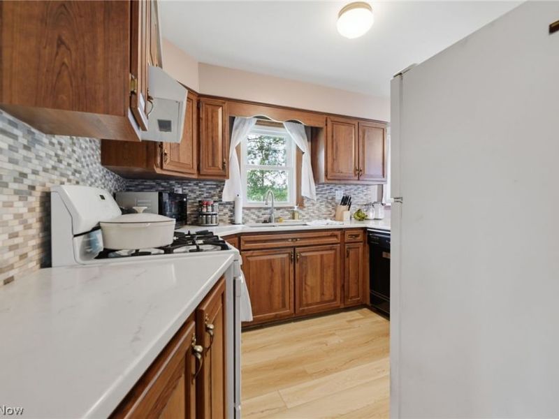 29521 Schwartz Road, Westlake, OH 44145 Photo 9