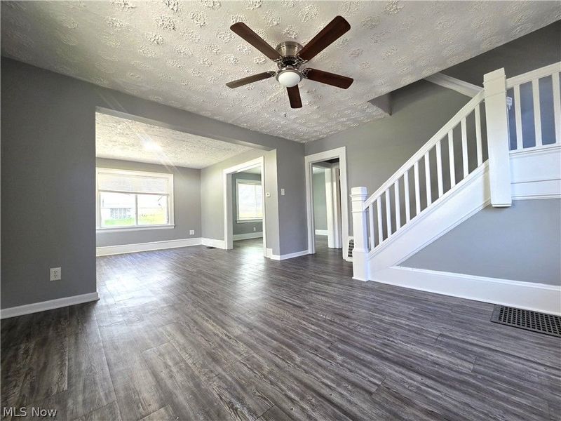 432 Fuller Street, Akron, OH 44306 Photo 2