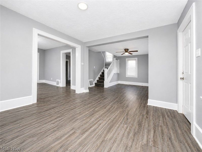 432 Fuller Street, Akron, OH 44306 Photo 3