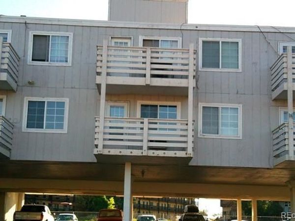 1064 Chambers Court , Unit 105, Aurora, CO 80011