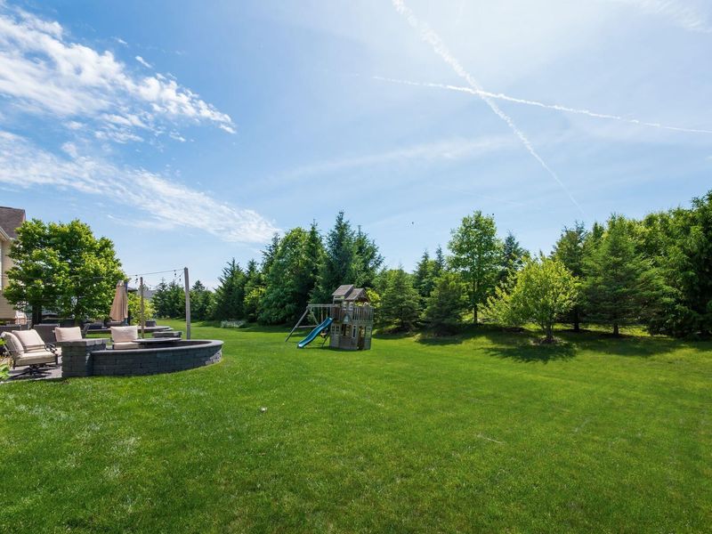 9557 Persimmon Place, Plain City, OH 43064 Photo 3