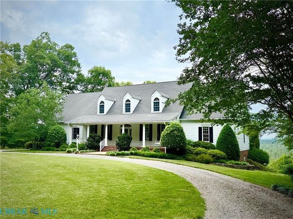 310 Old Fraziers Trail , West Point, VA 23181