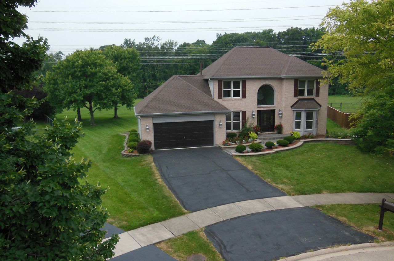 650 Lavina Court , Bolingbrook, IL 60440