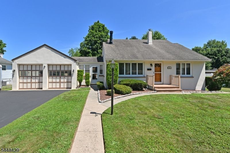143 Greenwood Ave, Wanaque, NJ 07420 Main Photo