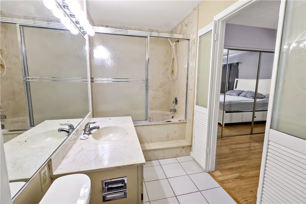 1129 Breezy Way, Unit 8F, Sebastian, FL 32958 Photo