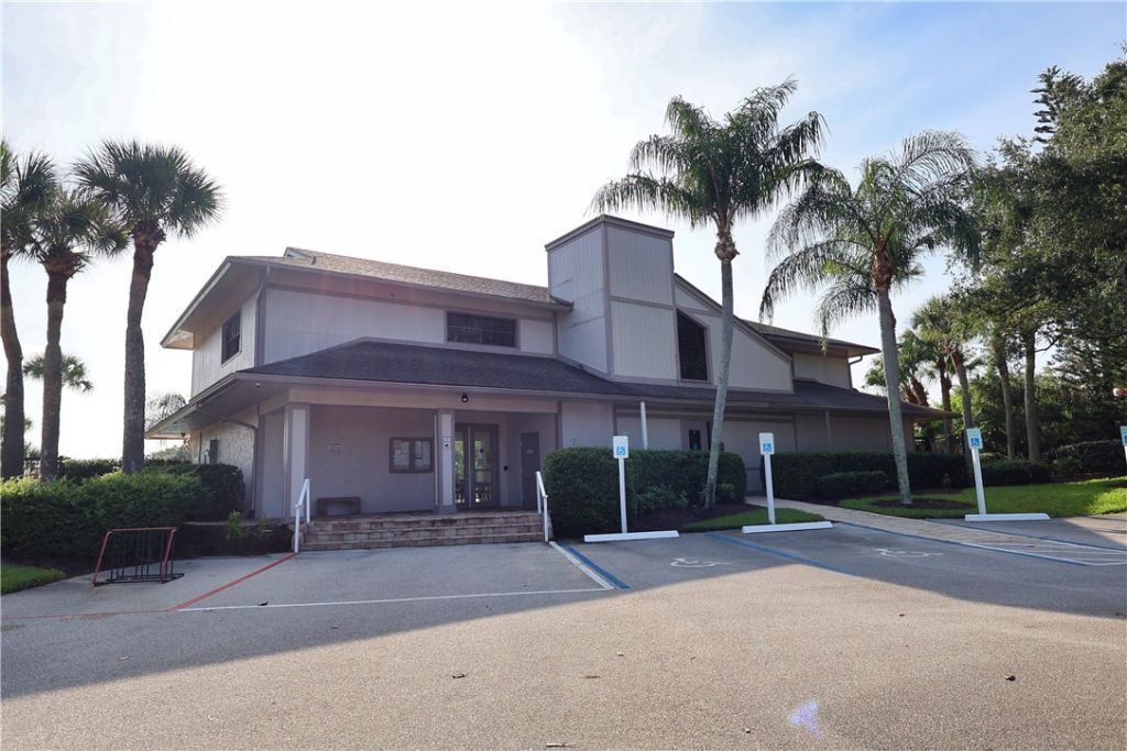 1129 Breezy Way, Unit 8F, Sebastian, FL 32958 Photo