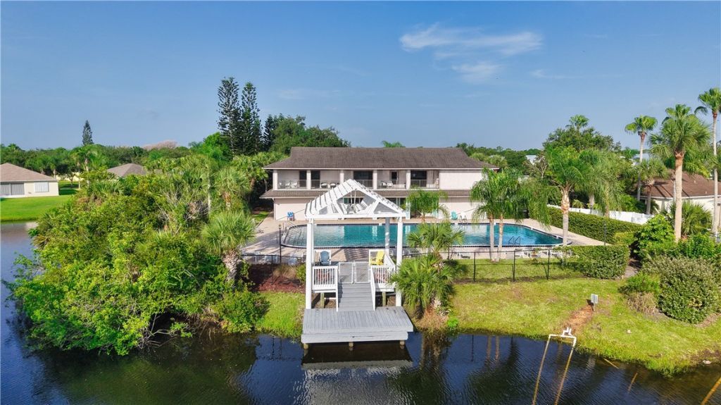 1129 Breezy Way, Unit 8F, Sebastian, FL 32958 Photo