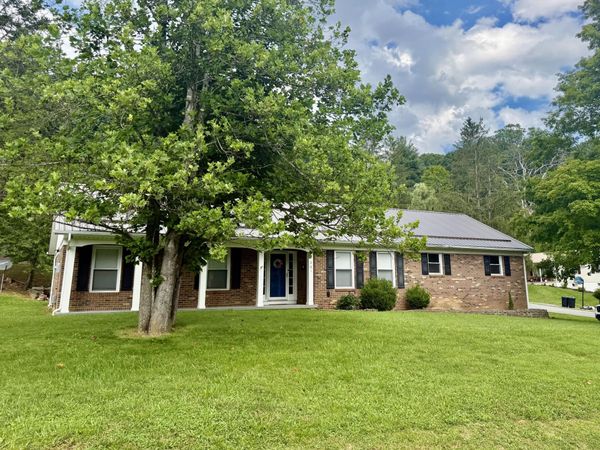 261 Terrace, White Sulphur Springs, WV 24986