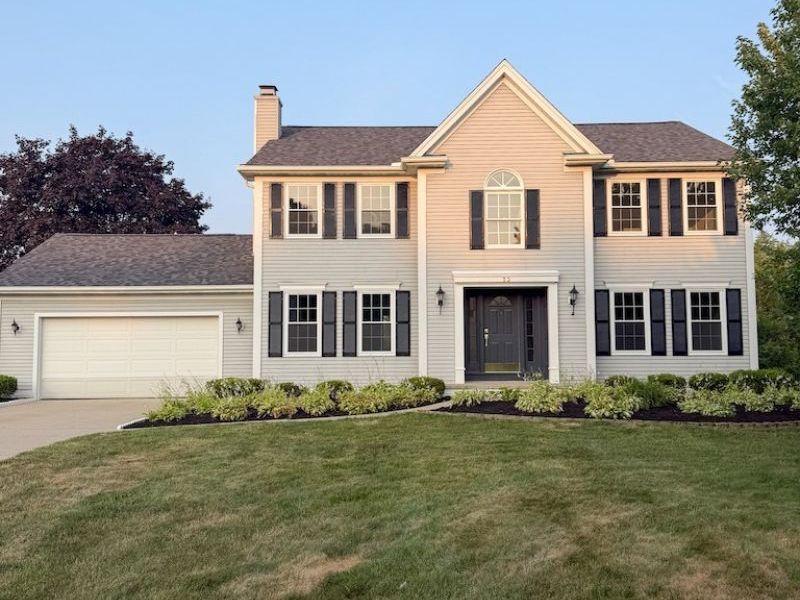 73 Lakecrest Boulevard, Hinckley, OH 44233 Photo 2