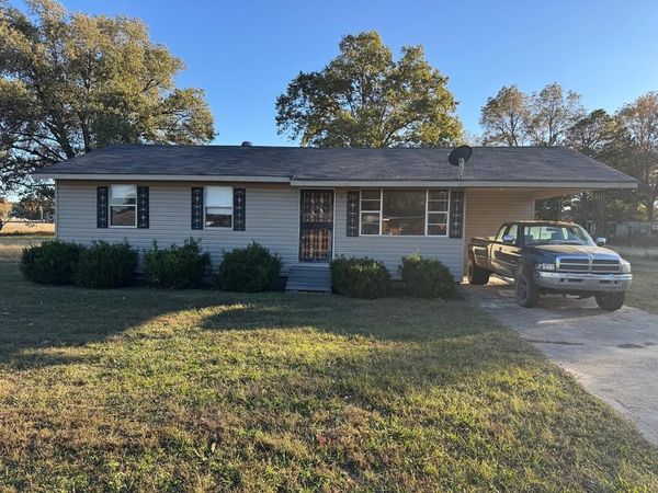 121 Central Street, Lexa, AR 72355