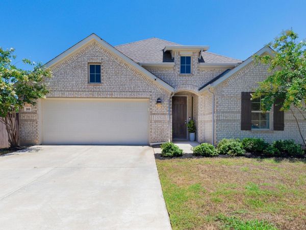 360 Jefferson DR, Kyle, TX 78640