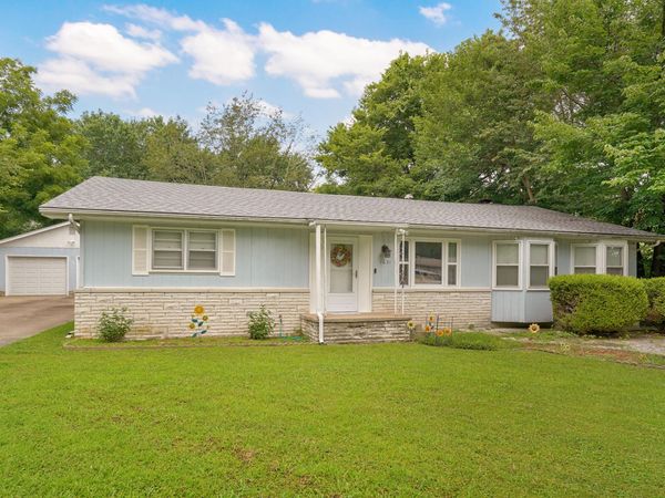 1631 N Patterson Avenue , Springfield, MO 65803