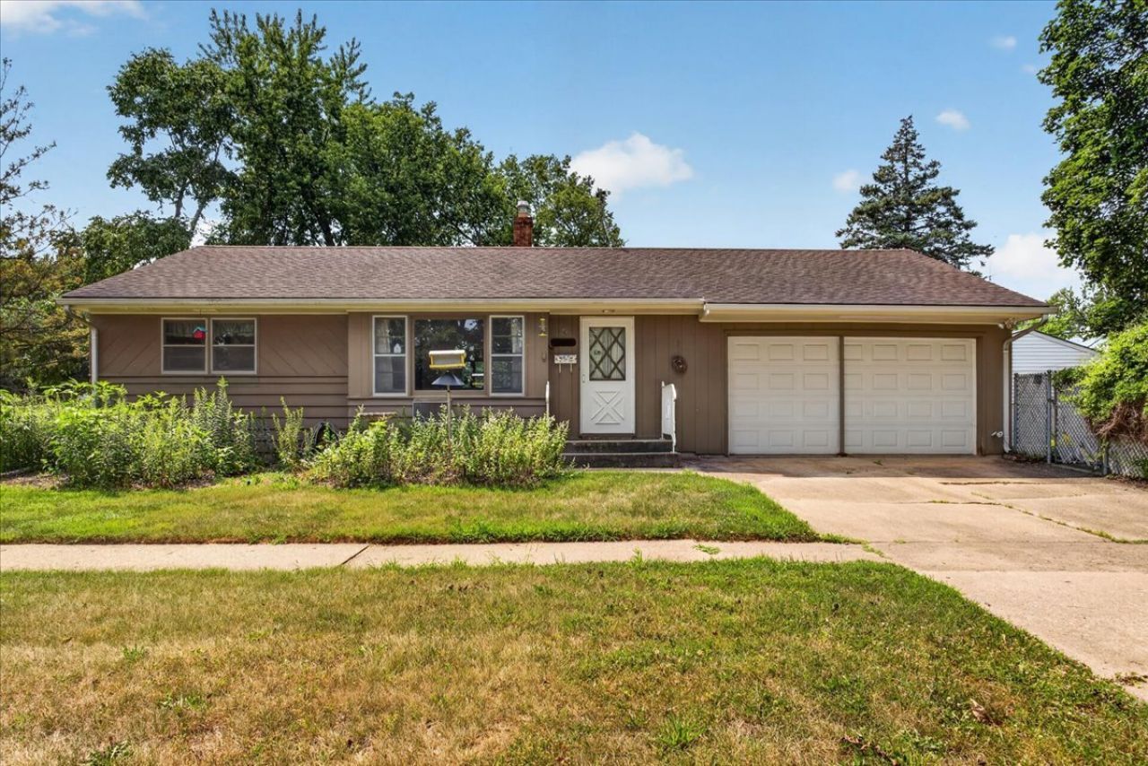 2804 N Winnebago Street , Rockford, IL 61103 Main Photo