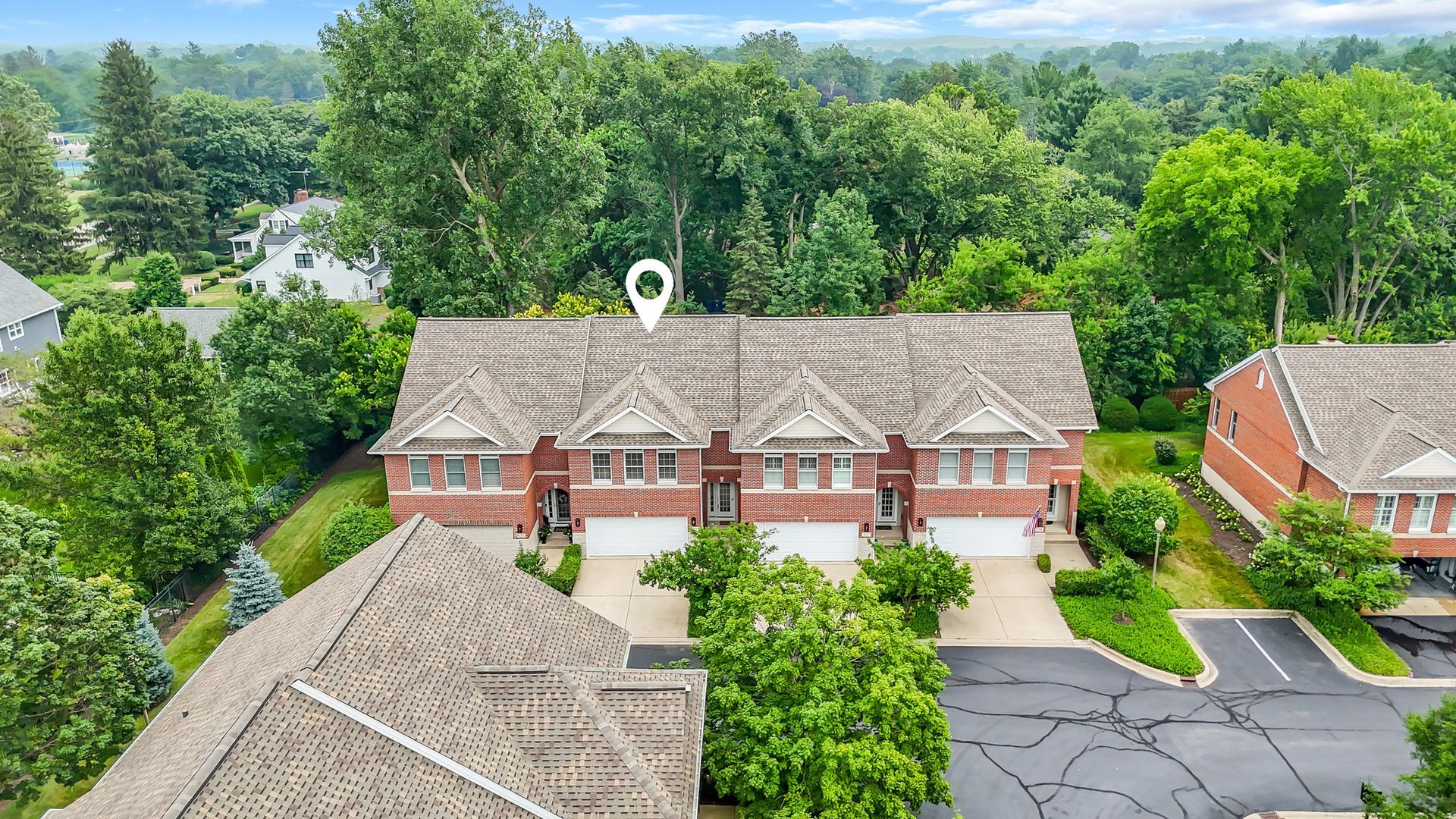 525 Linden Court , Geneva, IL 60134
