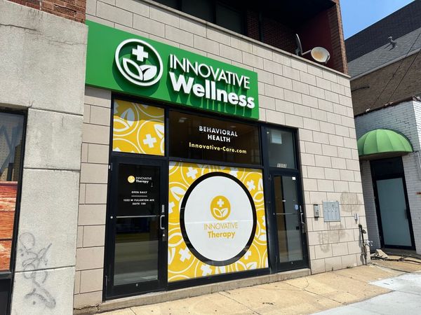1552 W Fullerton Avenue , Chicago, IL 60614