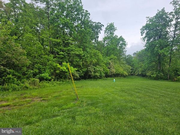180 SMOKESTOWN ROAD , REINHOLDS, PA 17569