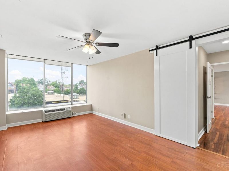 810 Matson Place, Unit 305, Cincinnati, OH 45204 Photo 9