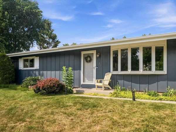 1632 Parkway DRIVE, Port Washington, WI 53074