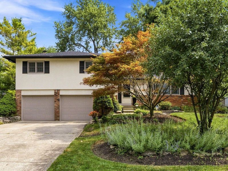 2445 Haverford Road , Columbus, OH 43220 Photo 2