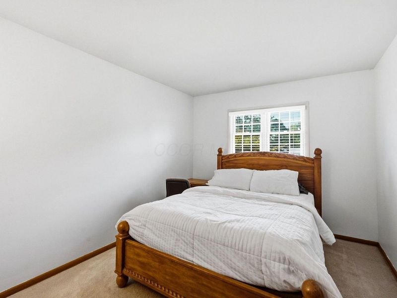 2445 Haverford Road , Columbus, OH 43220 Photo 25