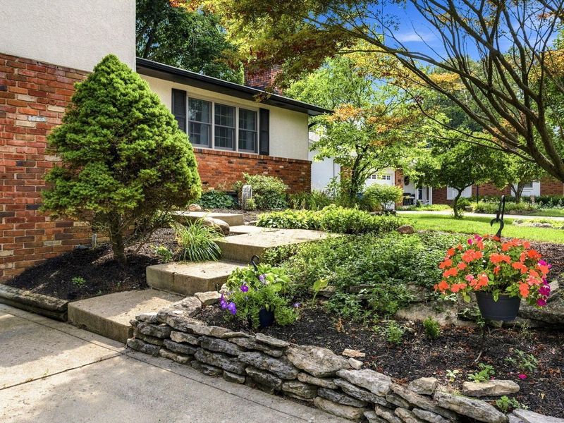 2445 Haverford Road , Columbus, OH 43220 Photo 4