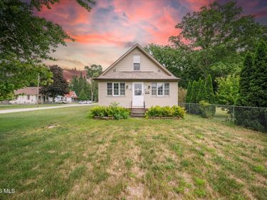 6034 Whiteford Road, Sylvania, OH 43560