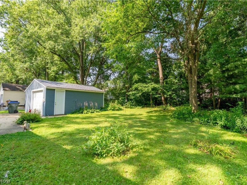 2256 Bailey Road, Cuyahoga Falls, OH 44221 Photo 32