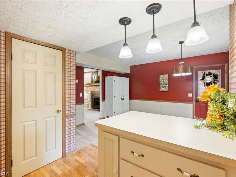 2927 Pleasant Street NW, North Canton, OH 44720 Photo 10