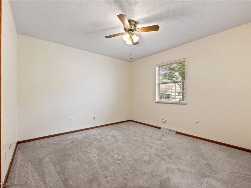 2927 Pleasant Street NW, North Canton, OH 44720 Photo 18